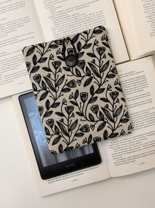 Embroidery Flower Kindle Sleeve | Lullaby Crafts World7