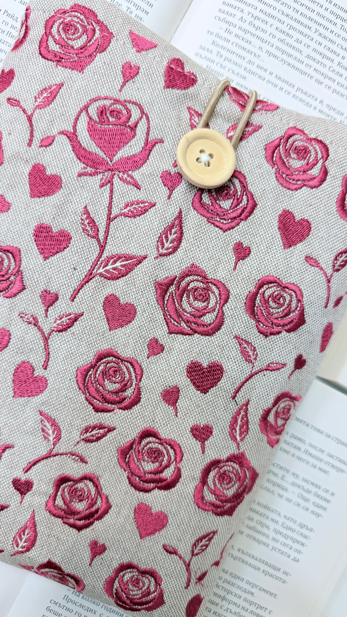 Embroidery Roses Book Sleeve – Handmade Padded Linen Cover for Books and E-Readers