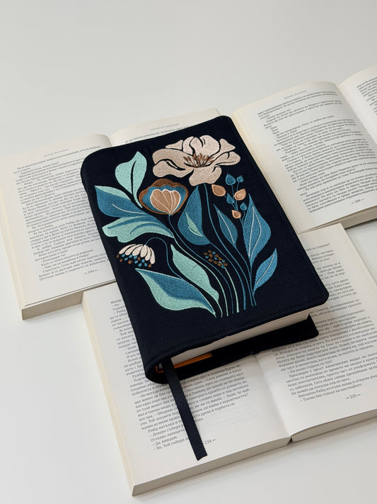 Embroidery Elegant Flower Adjustable Book Cover β Handmade Padded Linen Sleeve with Elastic Closure