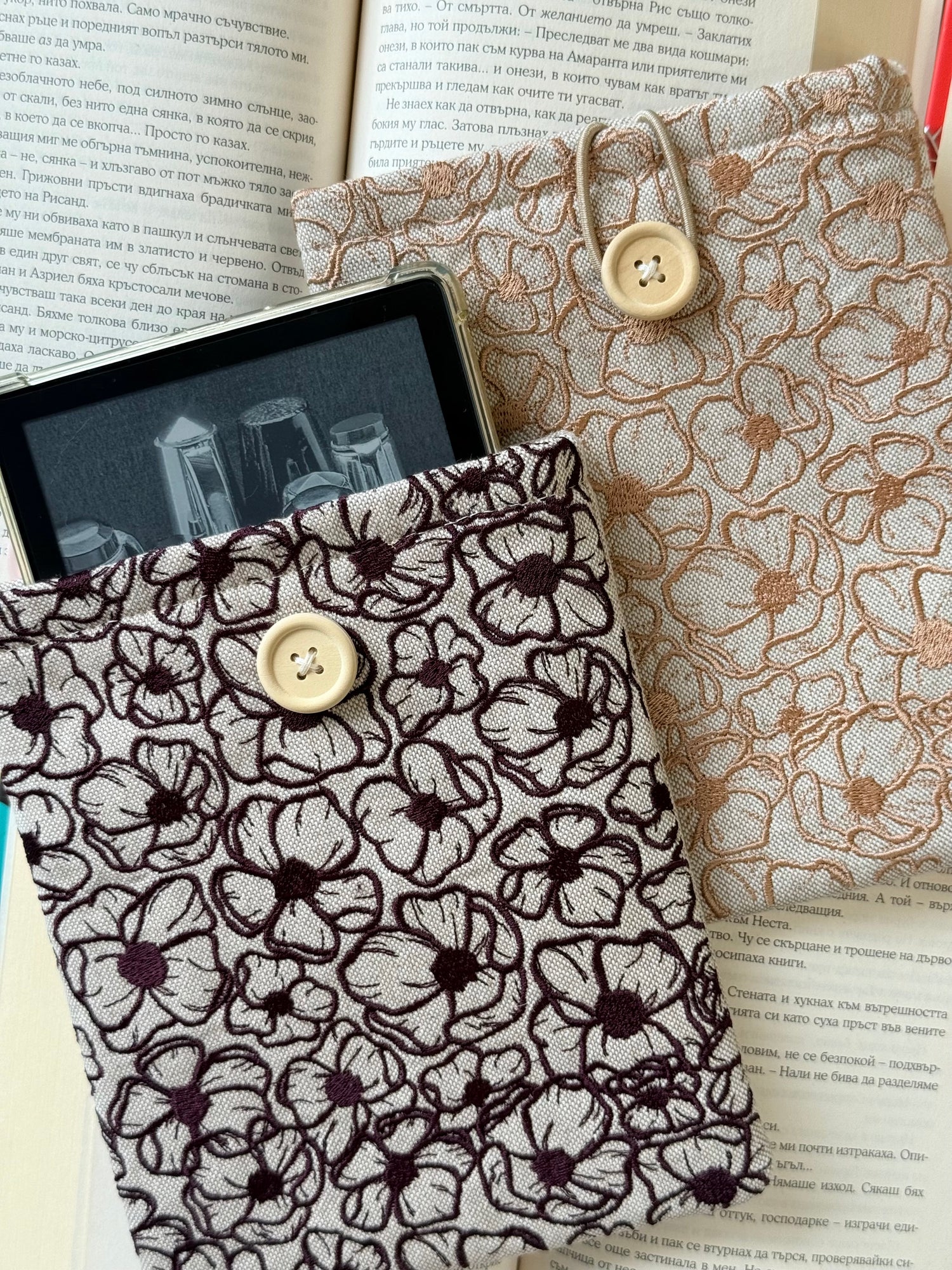Embroidery Kindle Sleeves