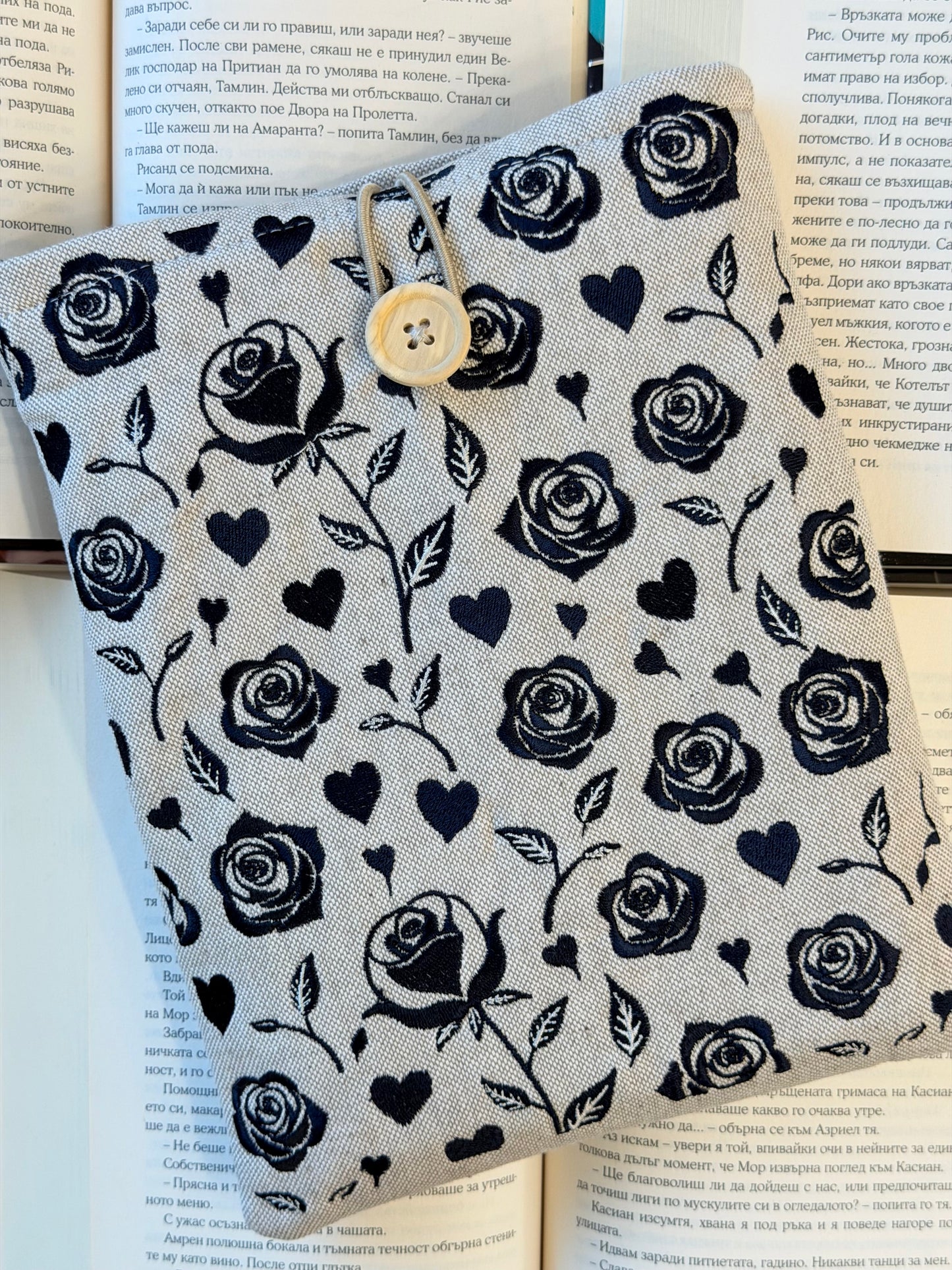 Handmade Black Embroidery Roses Book Sleeve – Gothic Floral Padded Cover for Books, Kindle & E-Readers