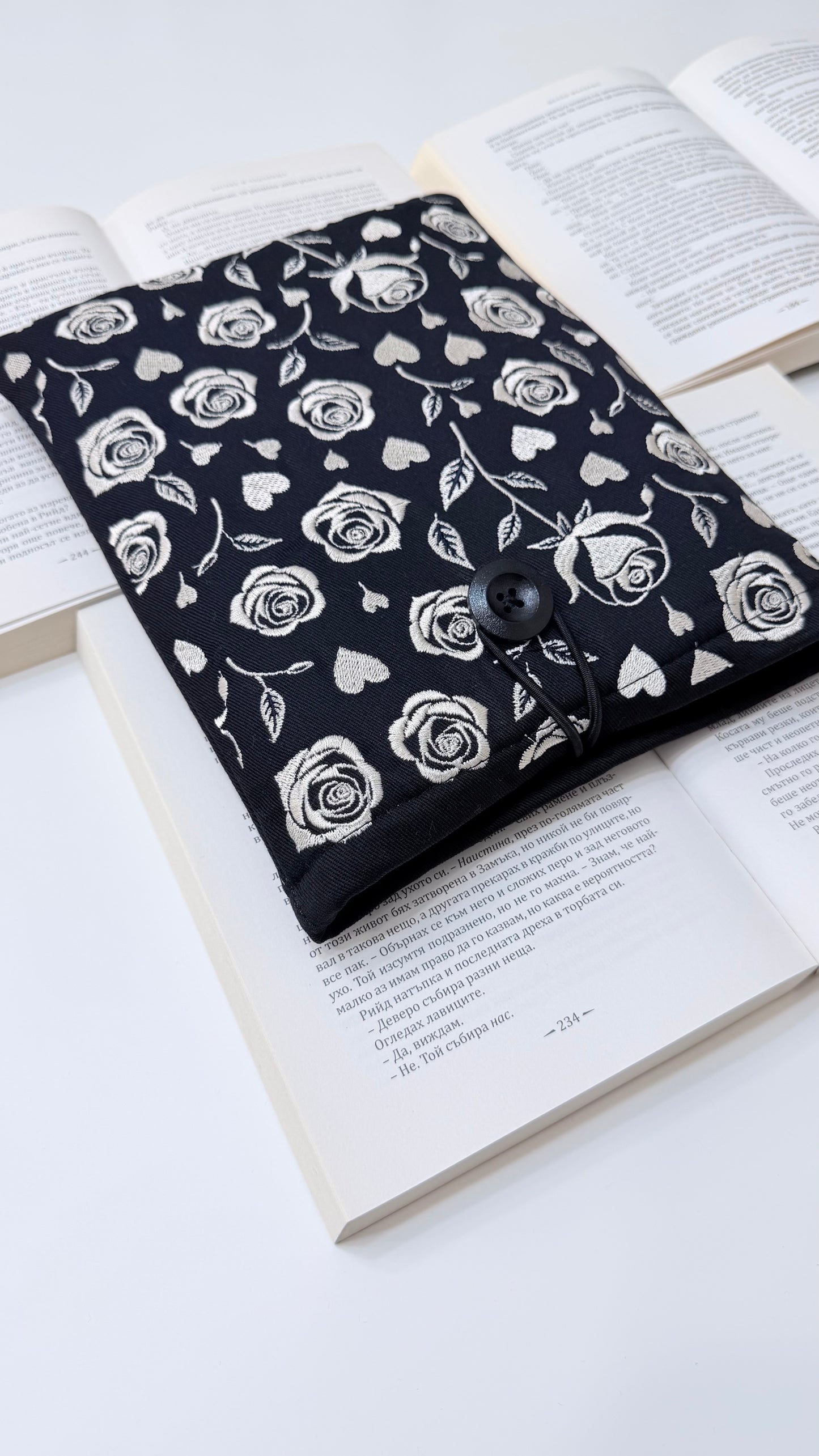 Embroidery Gothic Roses Book Sleeve – Handmade Padded Linen Cover for Books and E-Readers