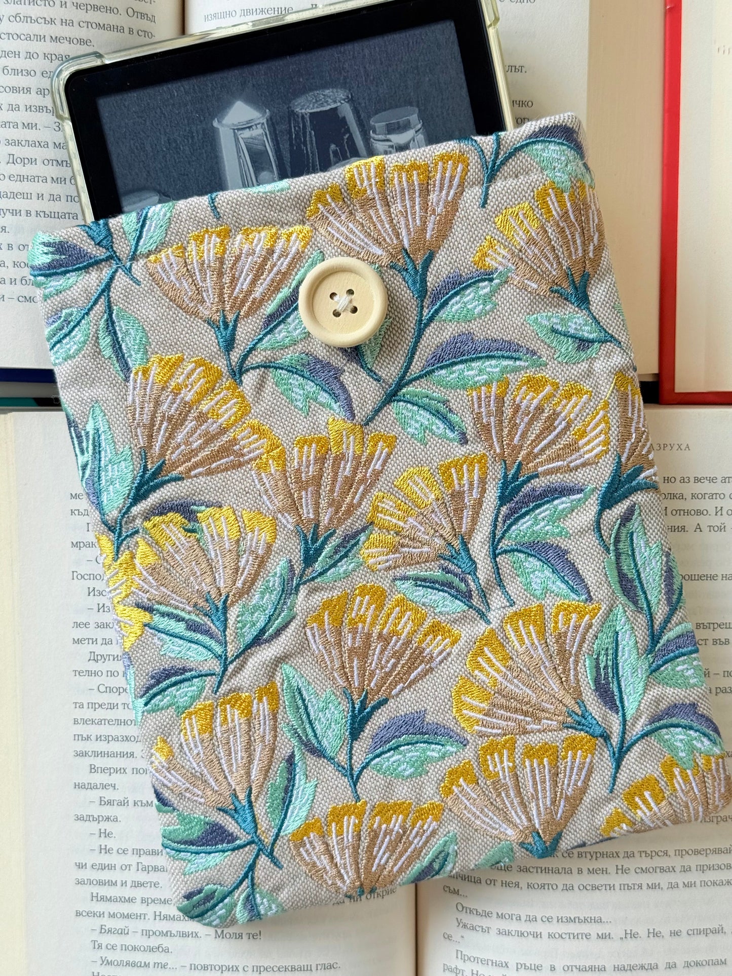 Handmade Embroidery Flower Kindle Sleeve – Padded E-Reader Cover