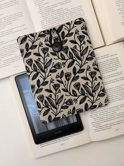 Embroidery Flower Kindle Sleeve | Lullaby Crafts World7