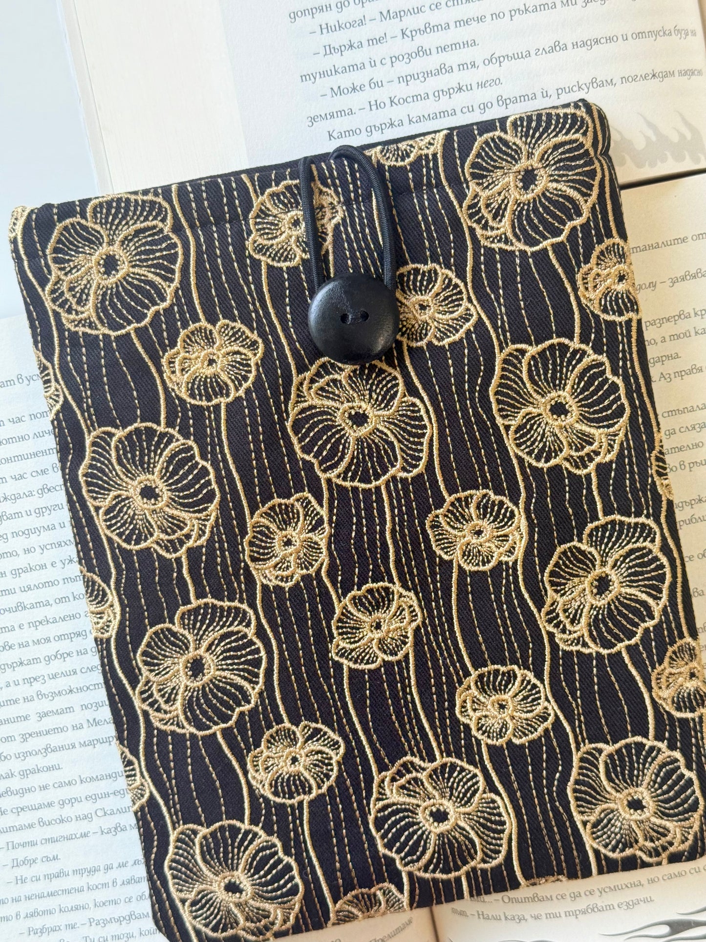 Handmade Gold Embroidery Poppy Flower Kindle Sleeve – Padded E-Reader Protector, Floral Book Cover