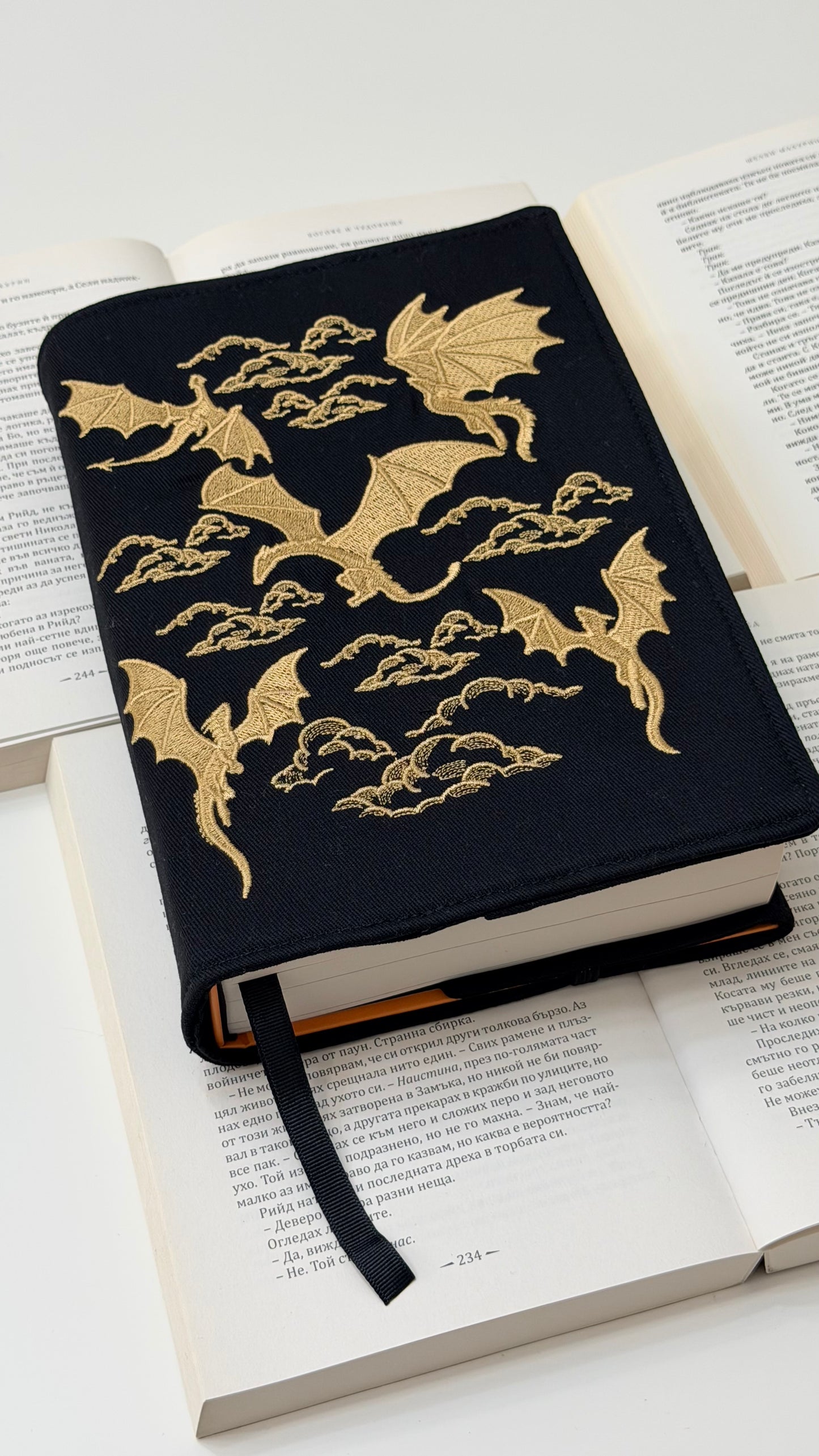 Embroidery Gold Dragons Adjustable Book Cover – Handmade Padded Linen Sleeve with Elastic Closure