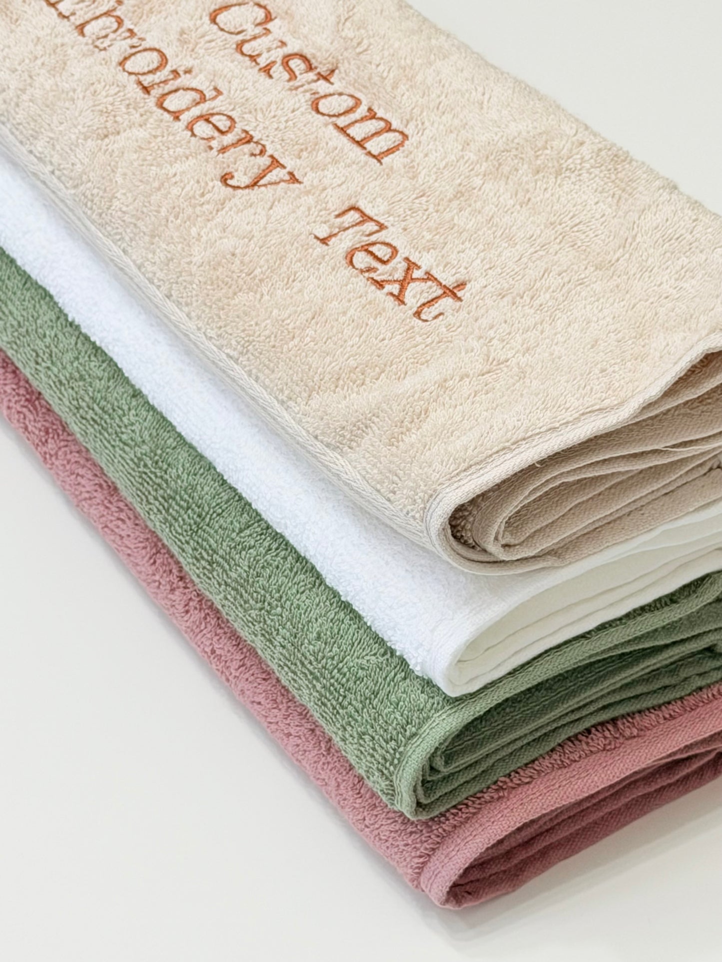 Personalized Bath Towel | Custom Embroidered Name or Initials | Luxury Cotton Towel 50×100 cm (19.7×39.4”)