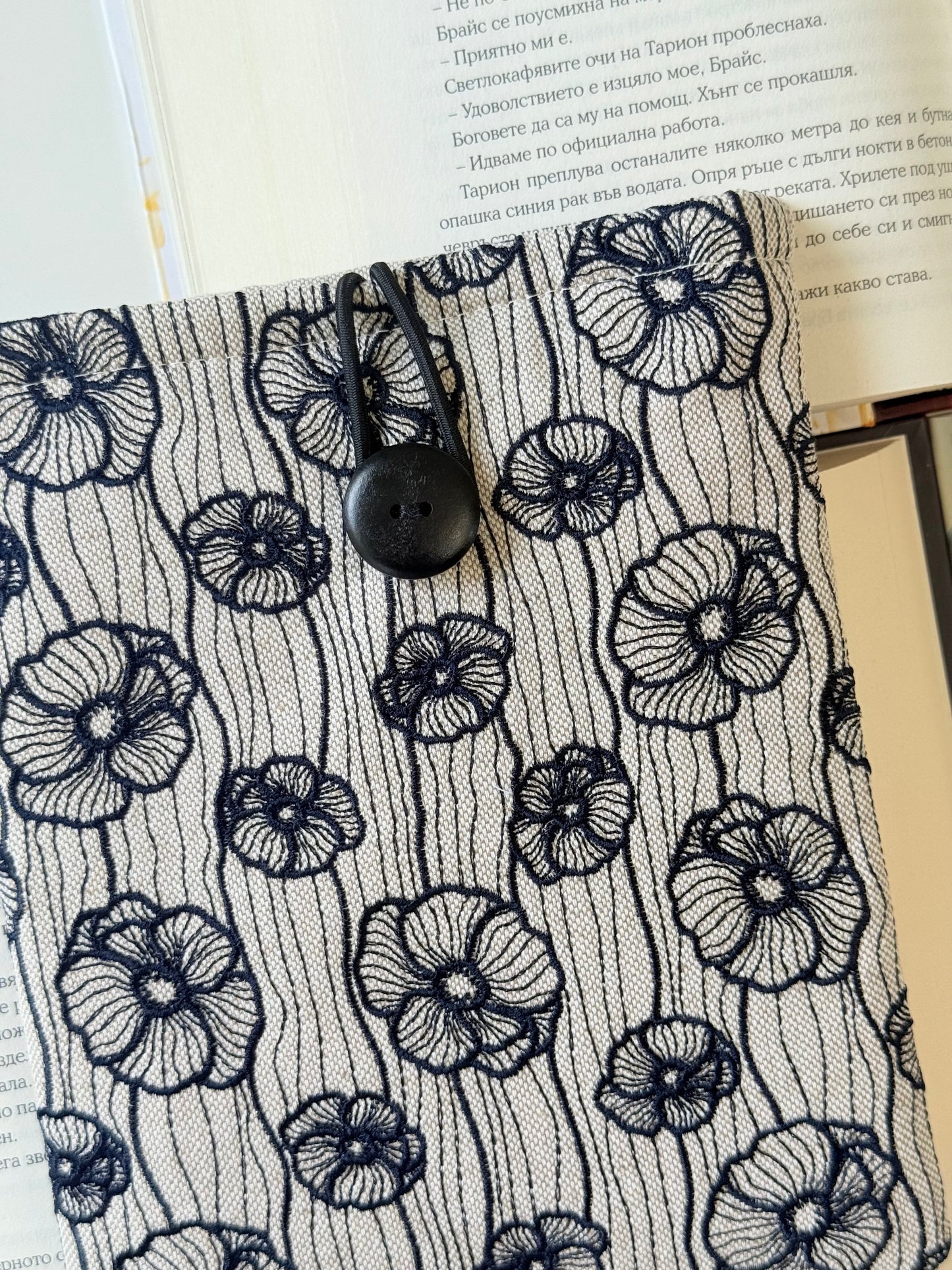 Handmade Embroidery Poppy Flower Kindle Sleeve – Padded E-Reader Protector, Floral Book Cover