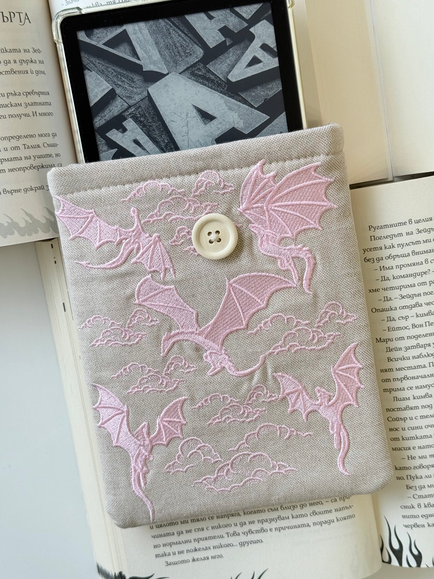Handmade Pink Linen Embroidery Dragons Kindle Sleeve – Padded E-Reader Cover, Fabric Book Protector