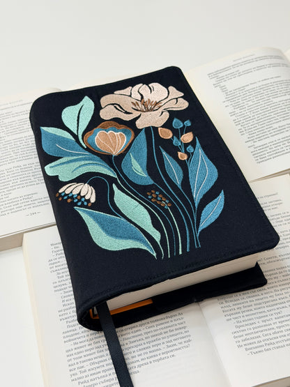 Embroidery Elegant Flower Adjustable Book Cover – Handmade Padded Linen Sleeve with Elastic Closure